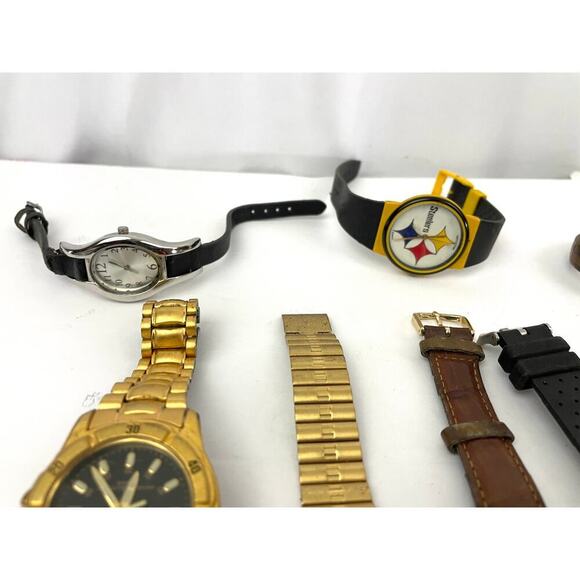 Lot Of 24 Vintage Assorted Watches For Repair Need New Batteries Untested Modern - Picture 4 of 13